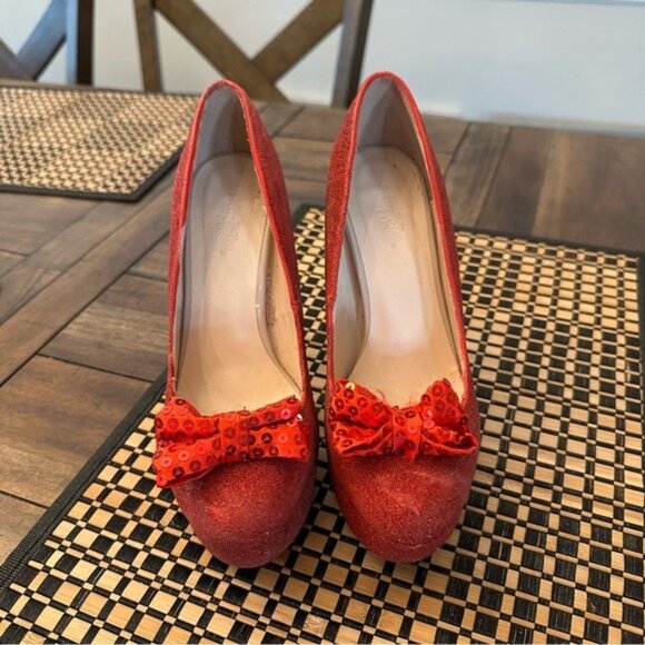 Alice in Wonderland Red Glitter Heels Women’s Size 6 High Heels with Bow Accent - Picture 3 of 8